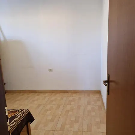 Fabio's Apartment-tirane Тирана