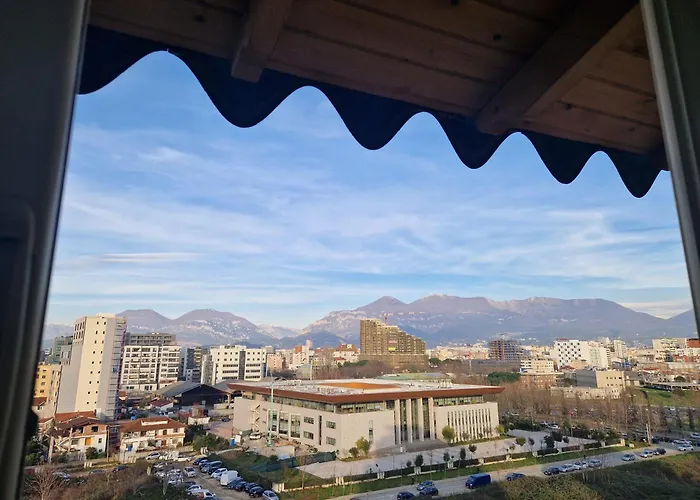 公寓 Fabio's Apartment-tirane 地拉那